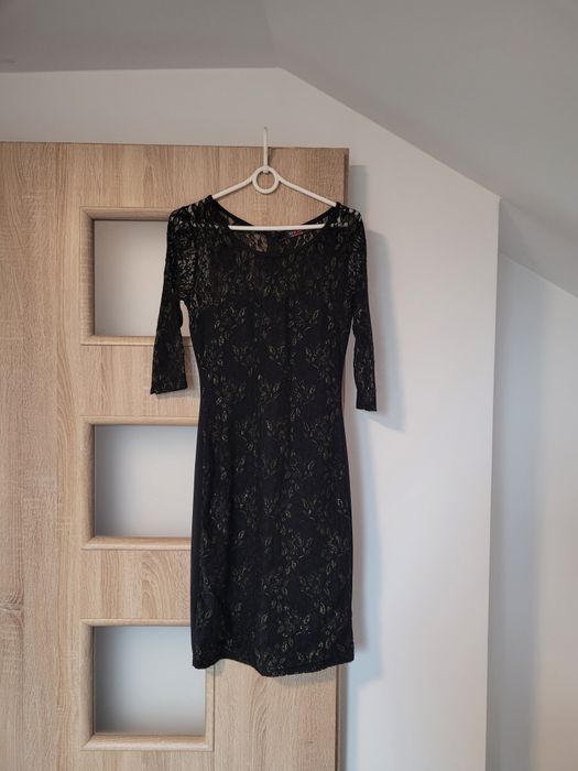 Sukienka koronkowa S/M