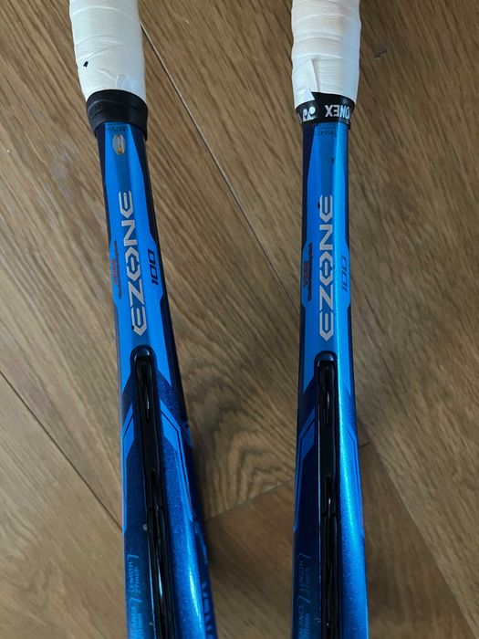 Yonex ezone 100, 6ª Geração (conjunto de duas raquetes)
