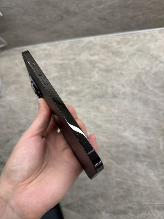 Sprzedam Apple iPhone 14 Pro Max (128 GB) – stan idealny, bateria 83 %