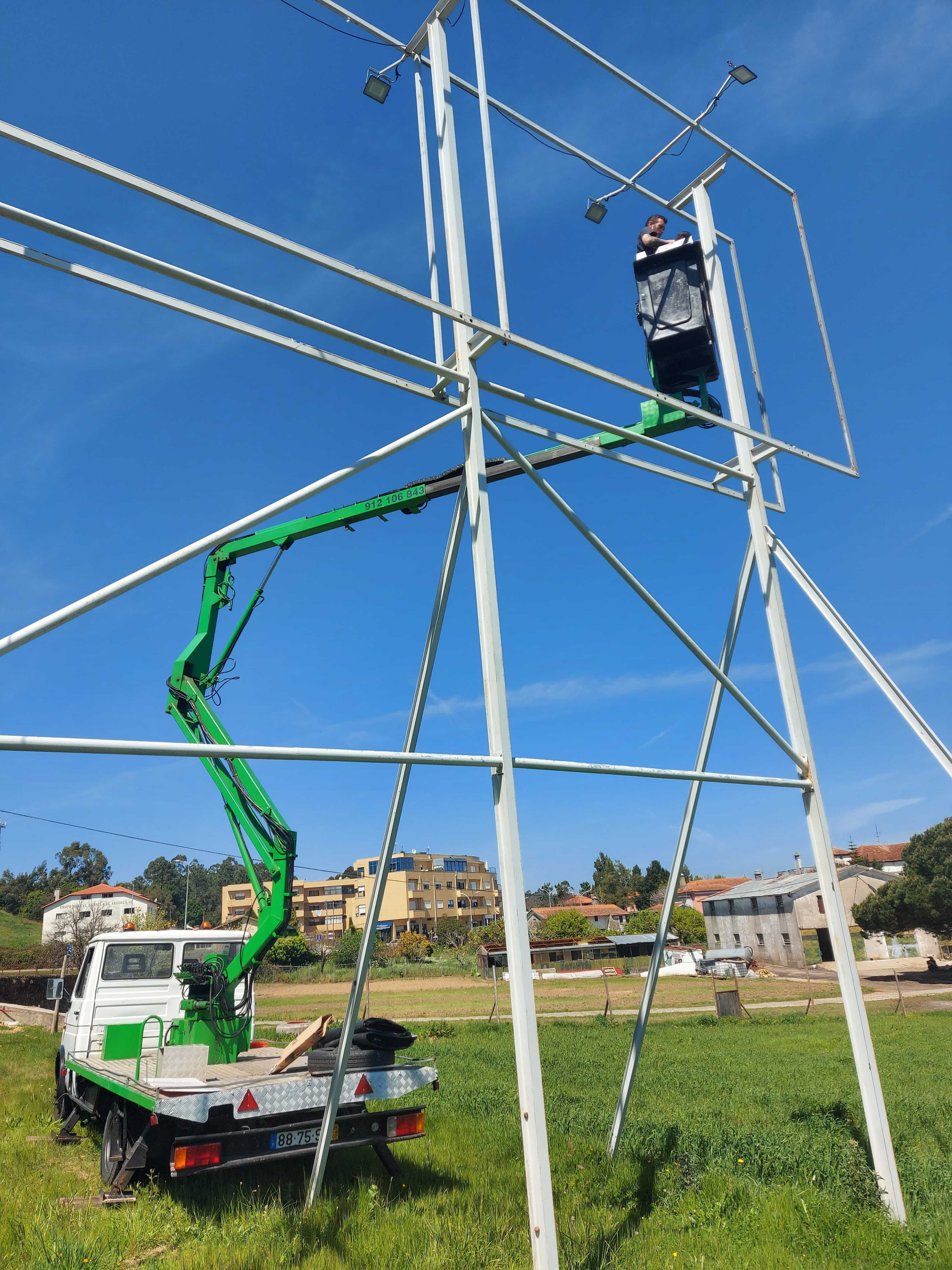 Grua plataforma elevatória barquinha