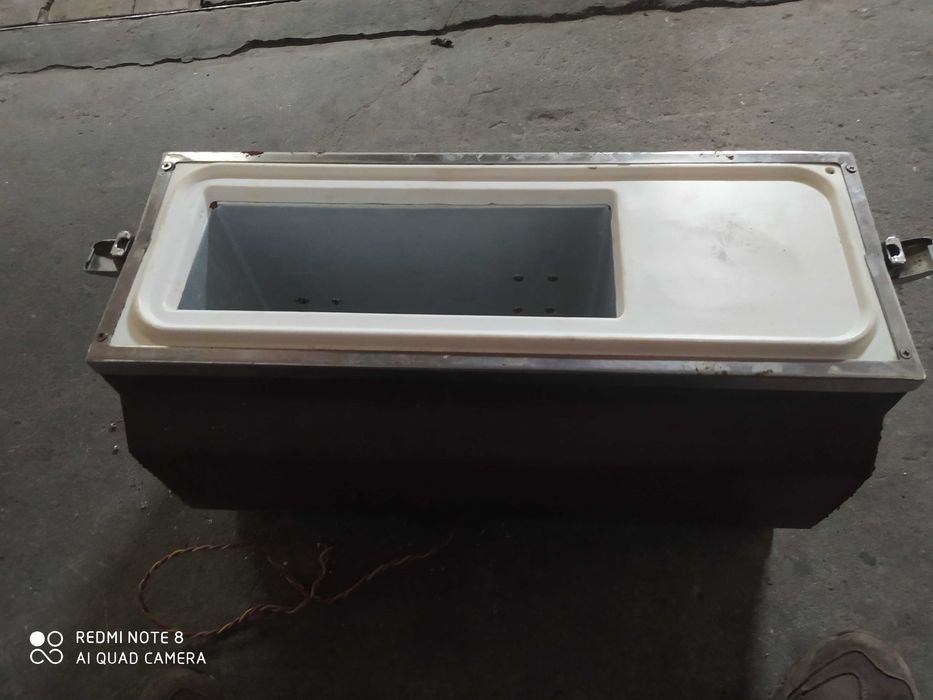 Авто холодильник компресорний