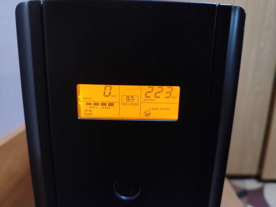 ДБЖ TRUST Axxon 1300VA UPS with LCD display