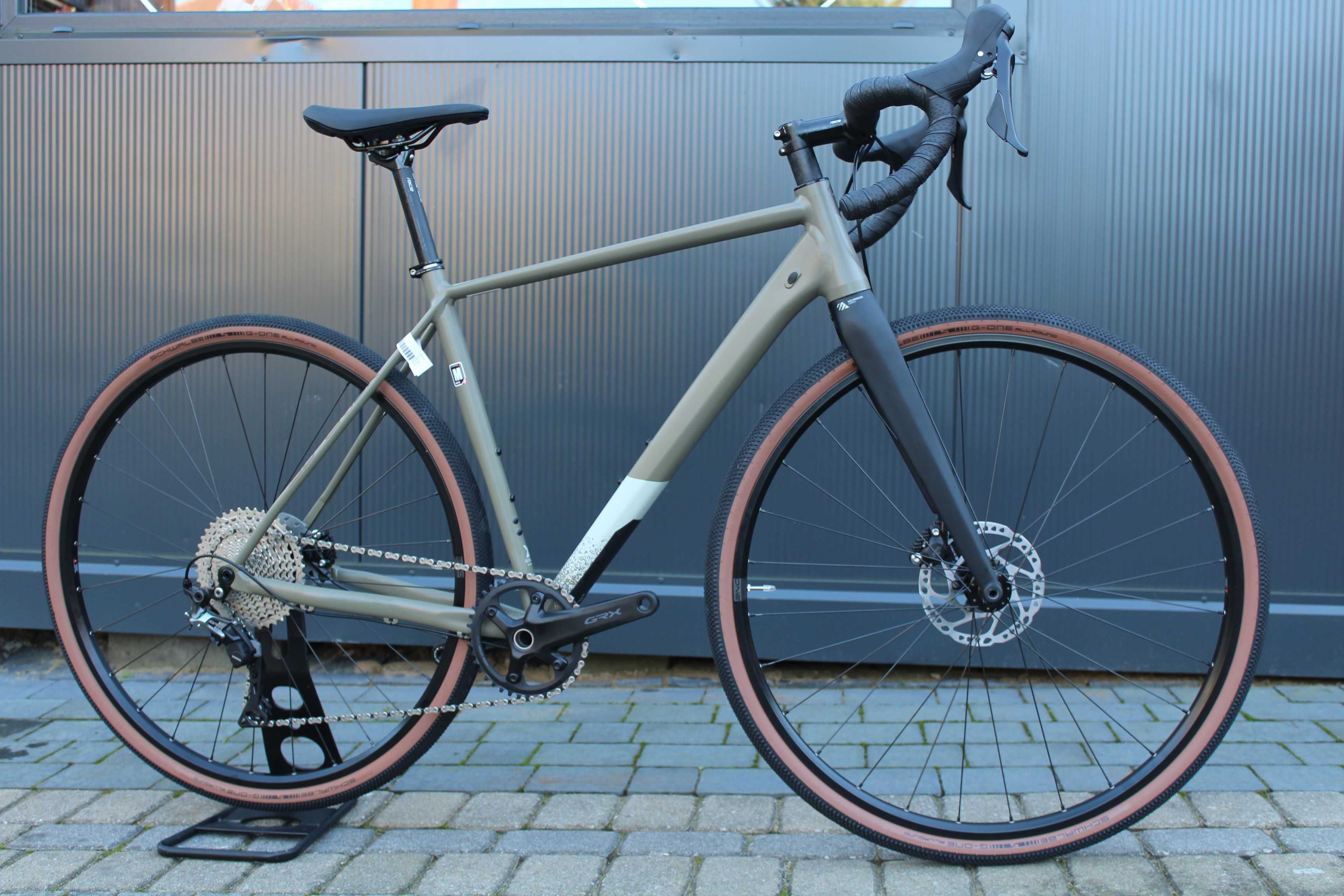 NOWY! Rower gravel GRX RX812. Superior X-ROAD Elite.