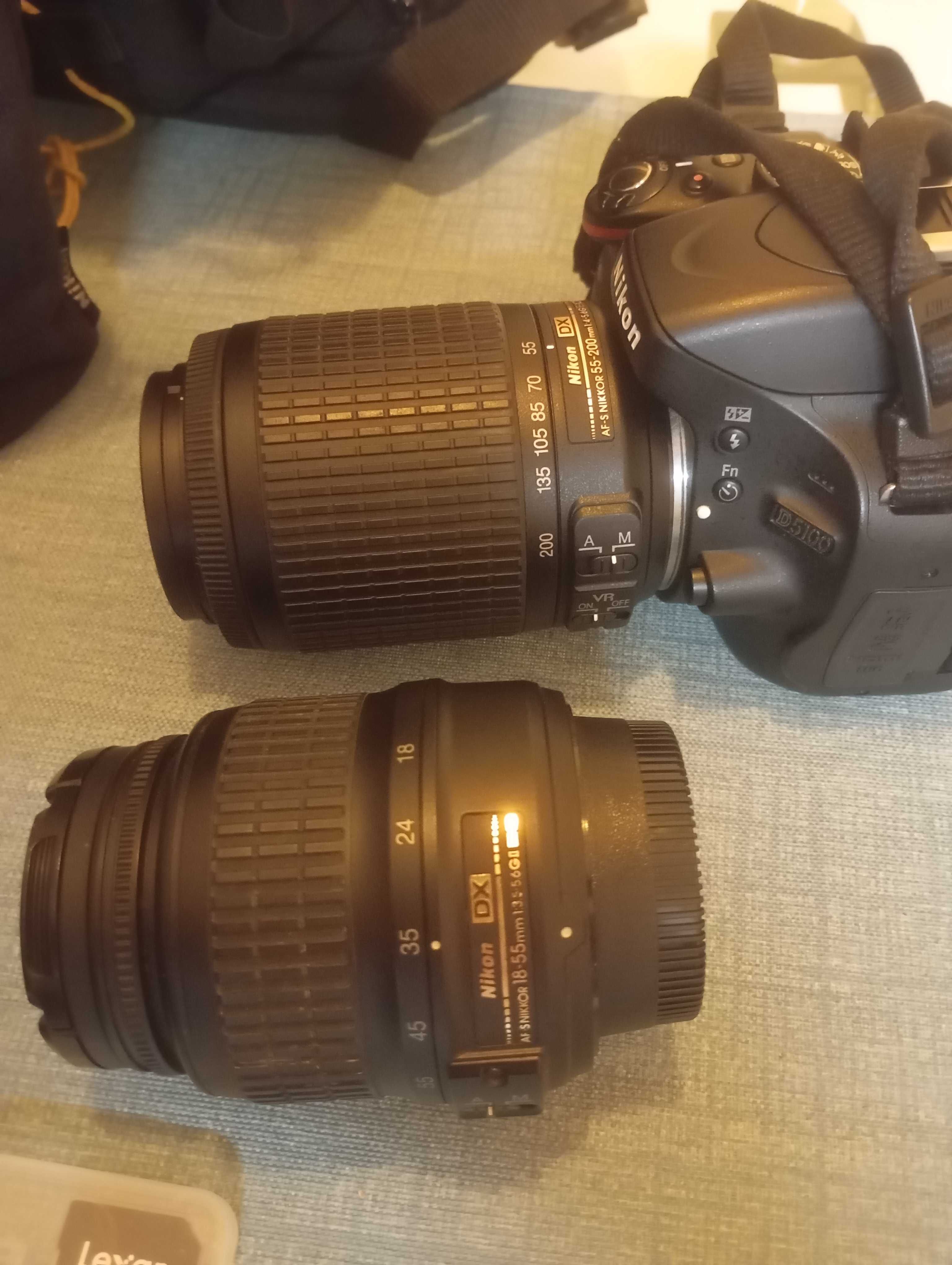Máquina fotográfica Nikon D5100