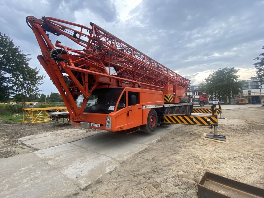 Usługi dźwigowe dźwig HDS transport koparka ładowarka