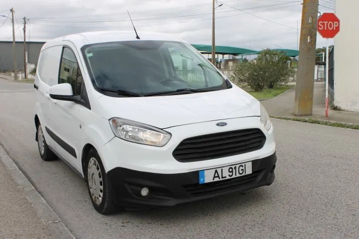 Ford TRANSIT COURRIER