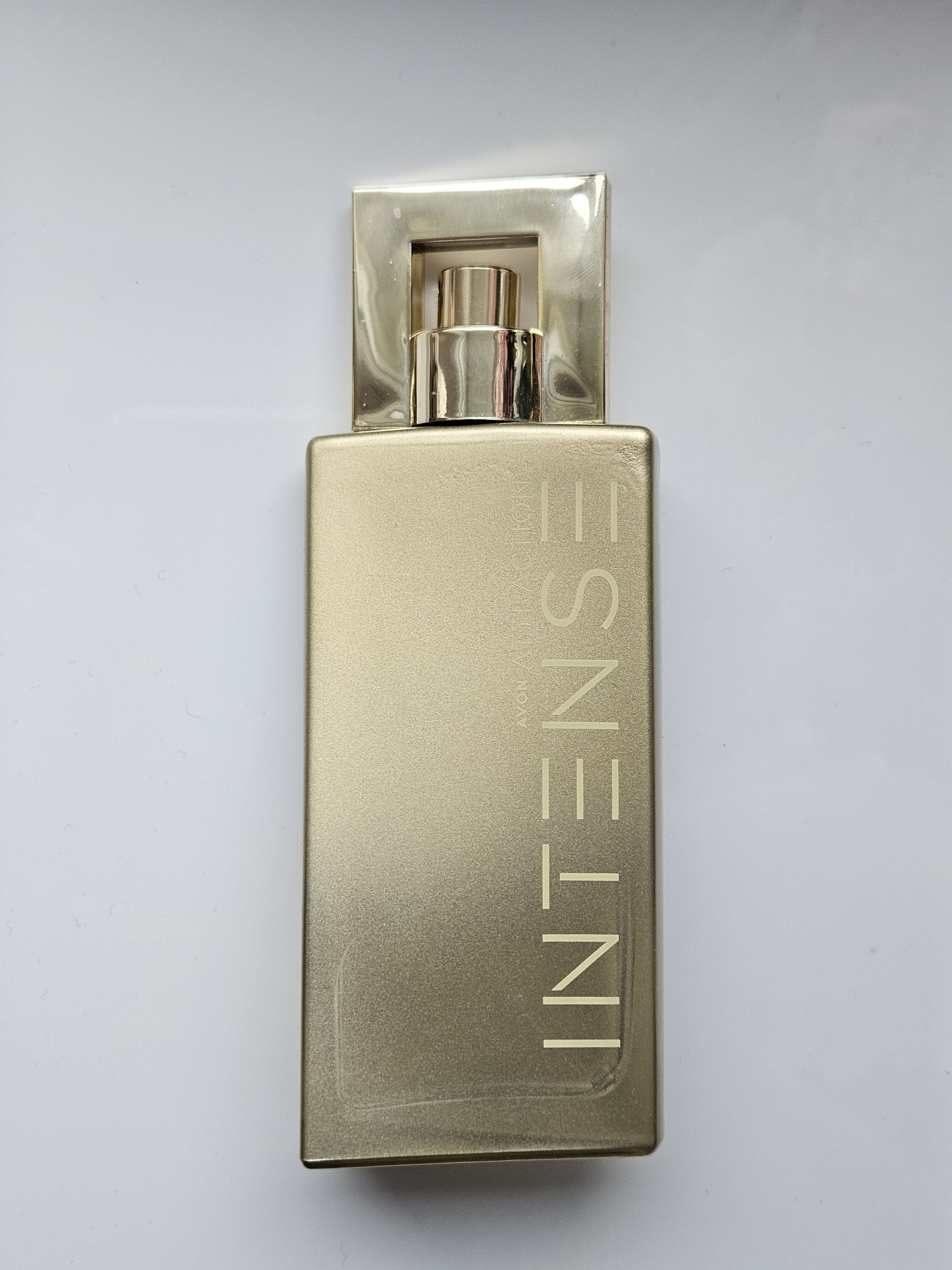Avon Attraction Intense woda perfumowana