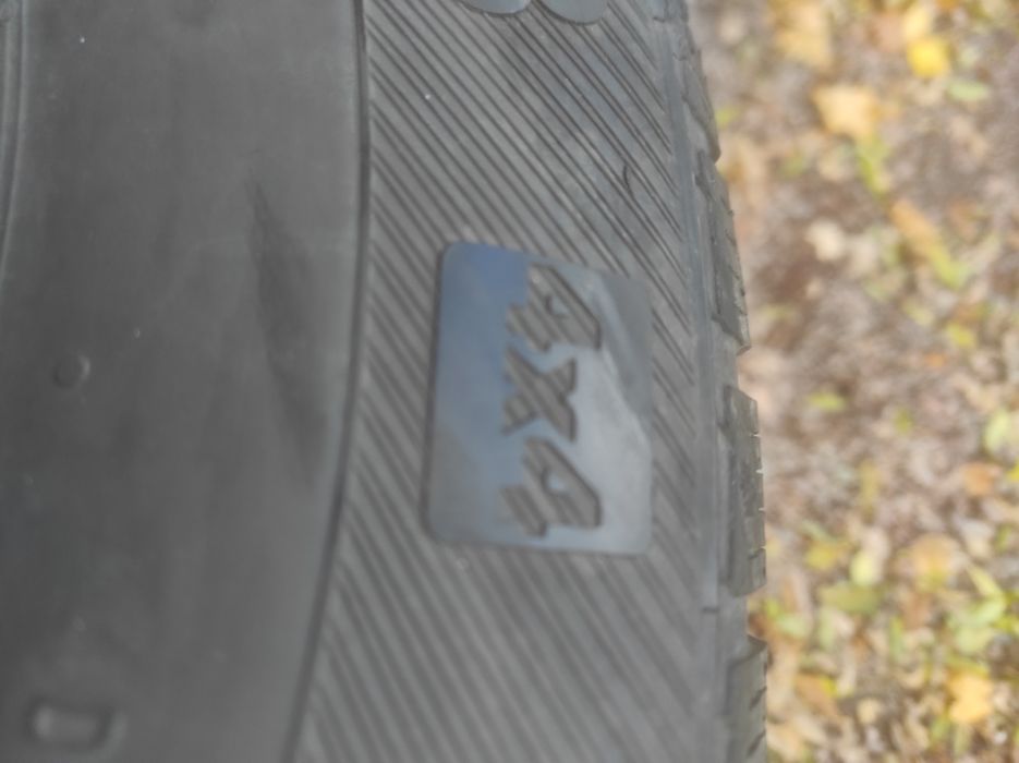 Opony zimowe 215/65 R16 4x4 Barum Polaris 3