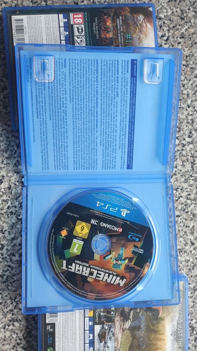 Minecraft/Assassins creed valhalla/Ark Playstation 4