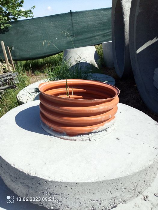 Pokrywy betonowe , dekle na studnie,szamba