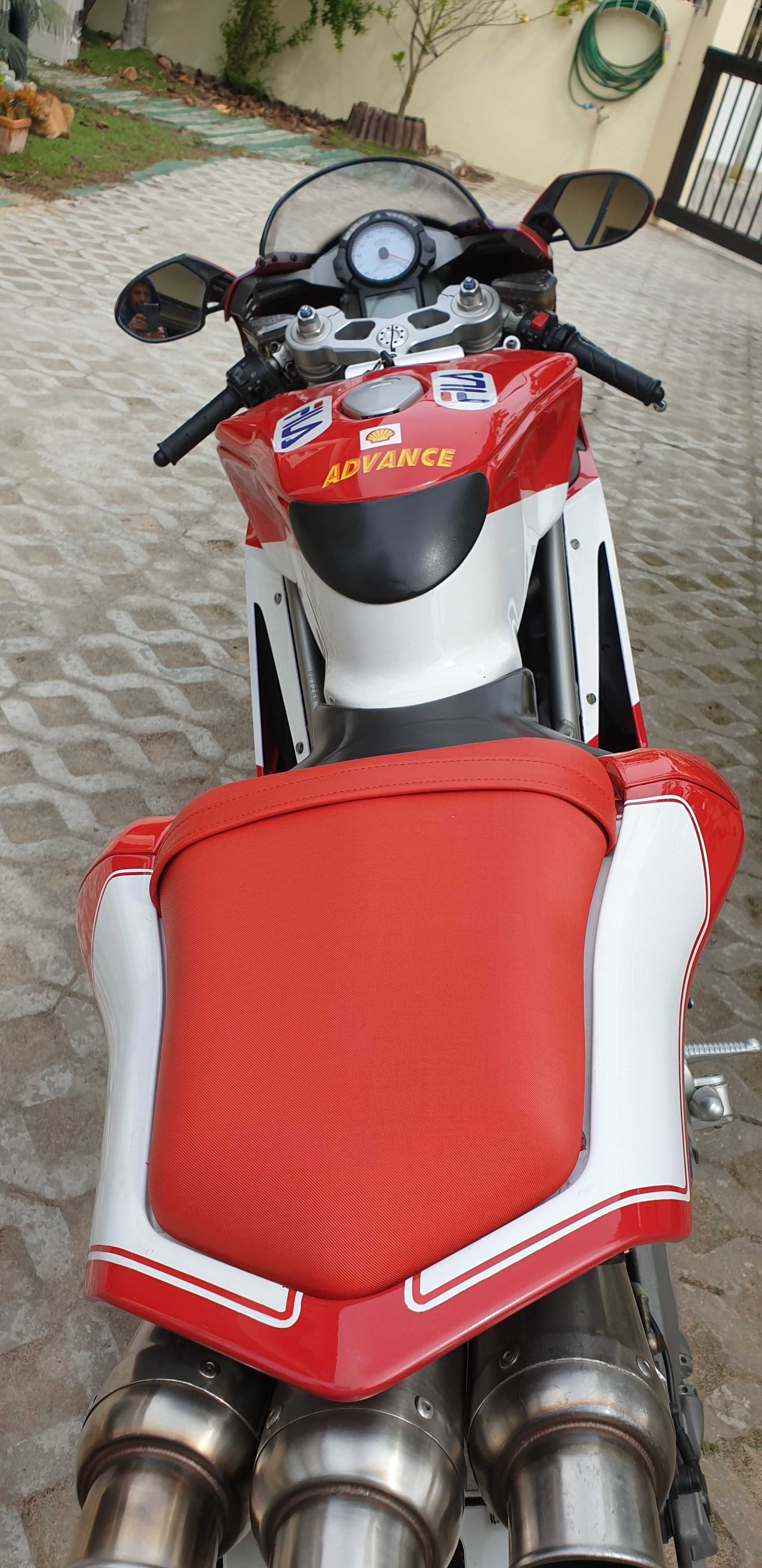 Ducati 999 - Irrepreensível