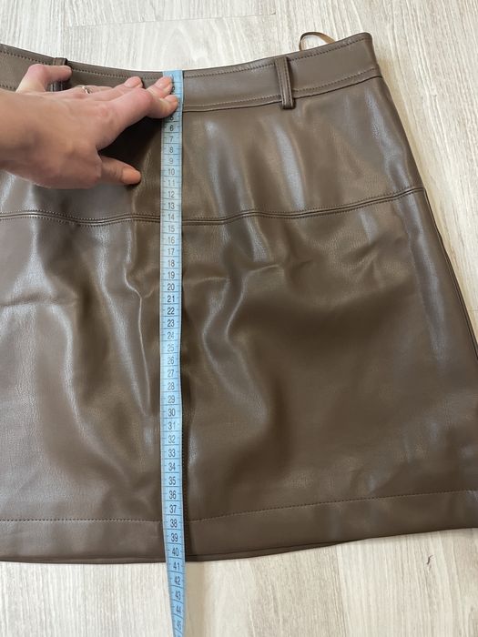 Шоколадна коричнева спідниця з еко шкіри