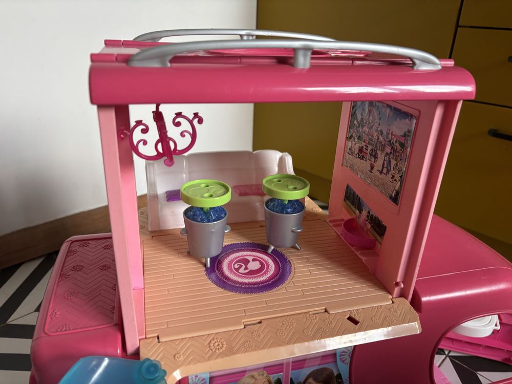 Kamper Barbie wersja LUX z rowerem