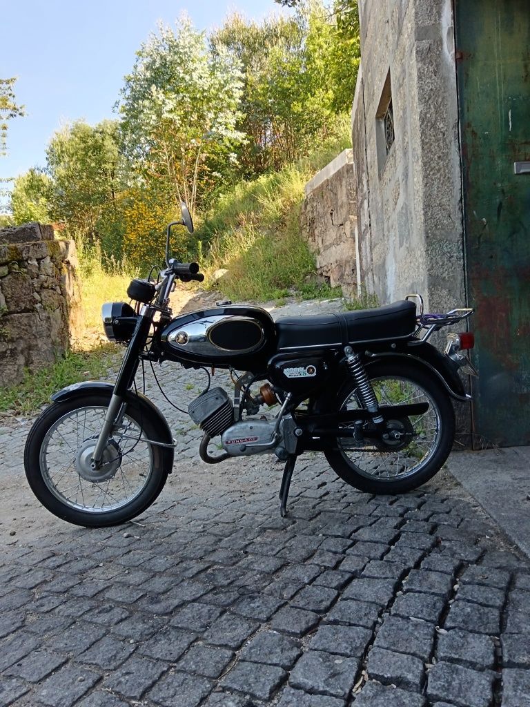 Mota zundap m70 preta