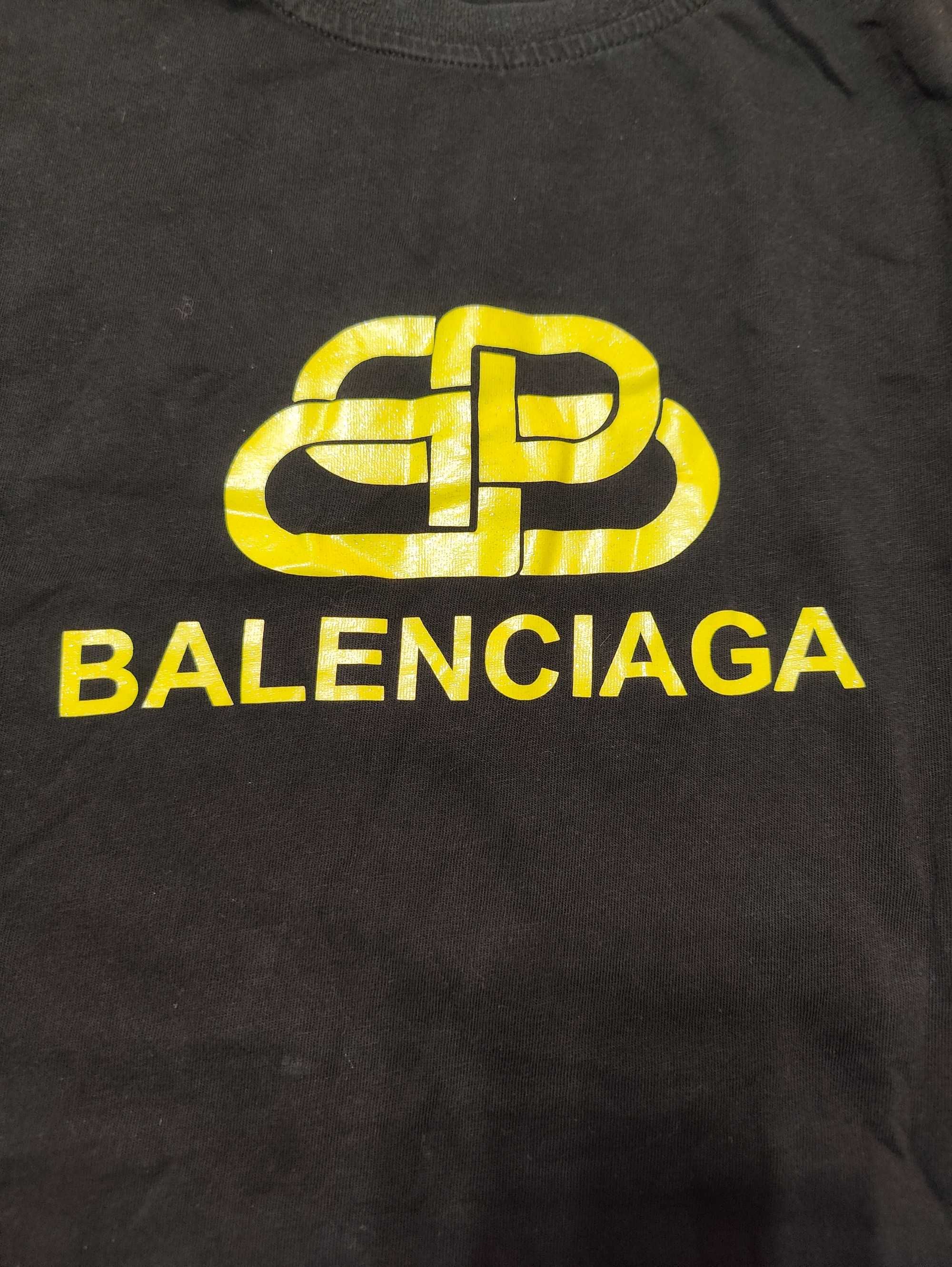 Продам футболку Balenciaga big logo