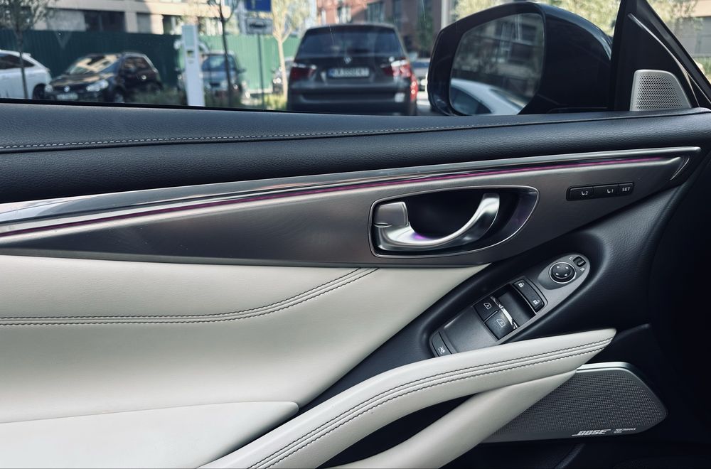 INFINITI Q60 AWD 3.0t 2018 року