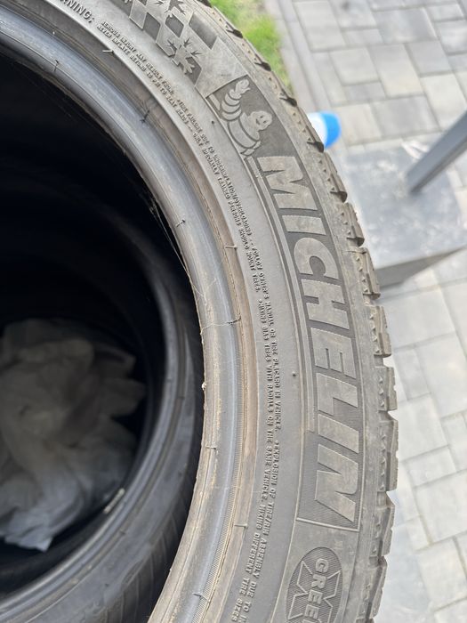 Шини 255/45/19 - 4шт Michelin Pilot Alpin PA4 зима