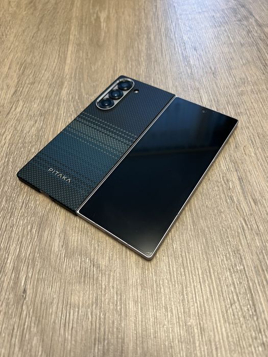 Galaxy fold 6 12/256 GB