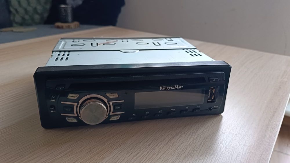 Radio samochodowe Kruger&Matz KM0104