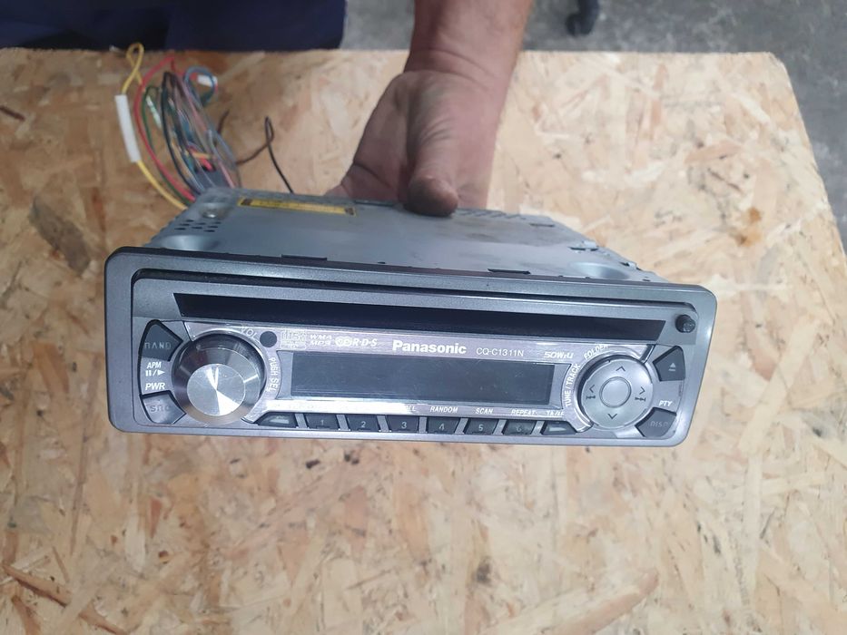 Radio Panasonic CQ-C1311N