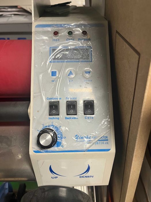 Laminator rolowy elektryczny Yinghe YH-1600 na ciepło i zimno