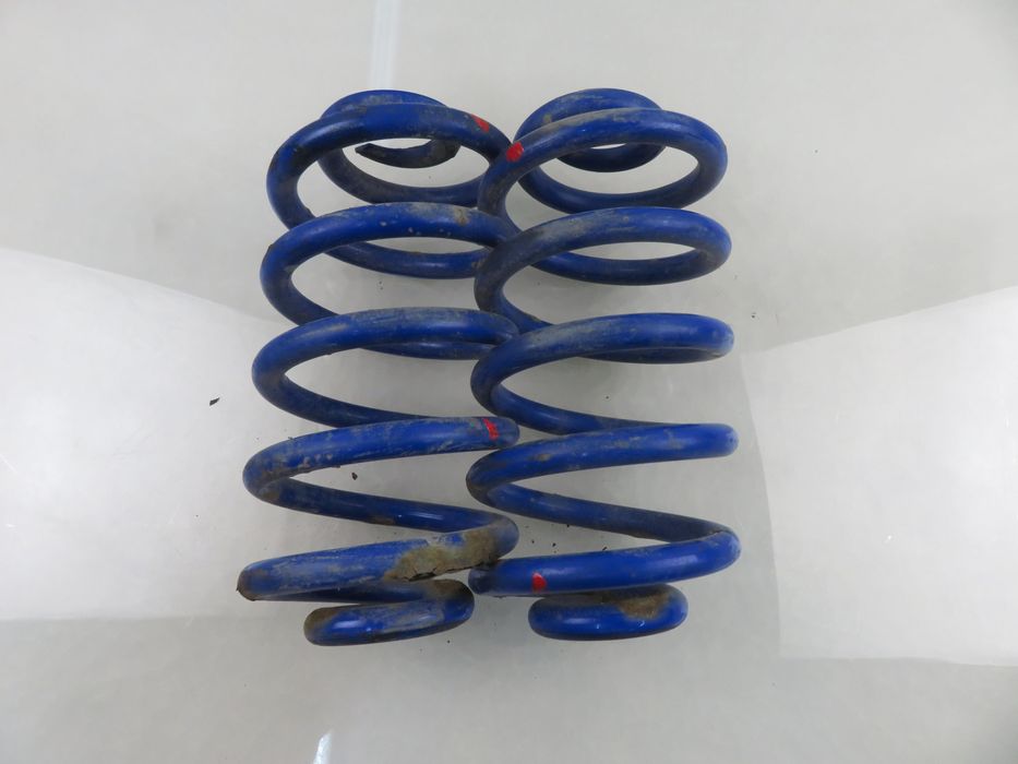 Sprężyna Tył Audi A4 B6 Sedan