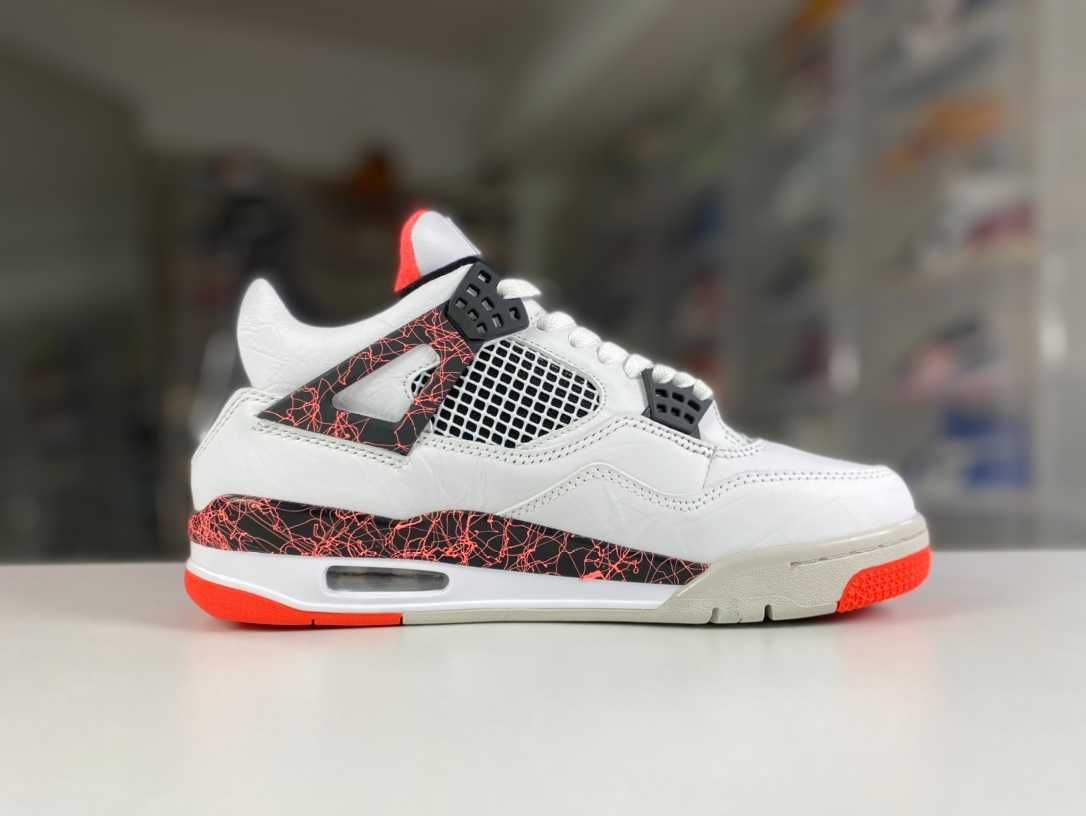 Air Jordan 4 Hot Lava