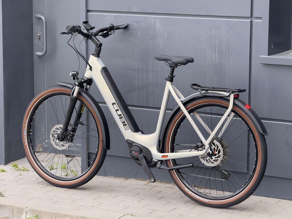 Cube Touring Pro (Kathmandu) 2024 новий