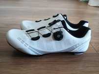 Nowe buty rowerowe 43 szosowe z zapięciem typu boa wpinane