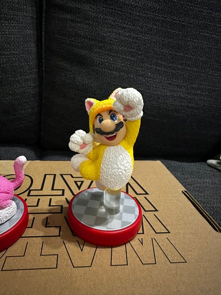 Amiibos Nintendo Figura Mario Gato e Peach Gata