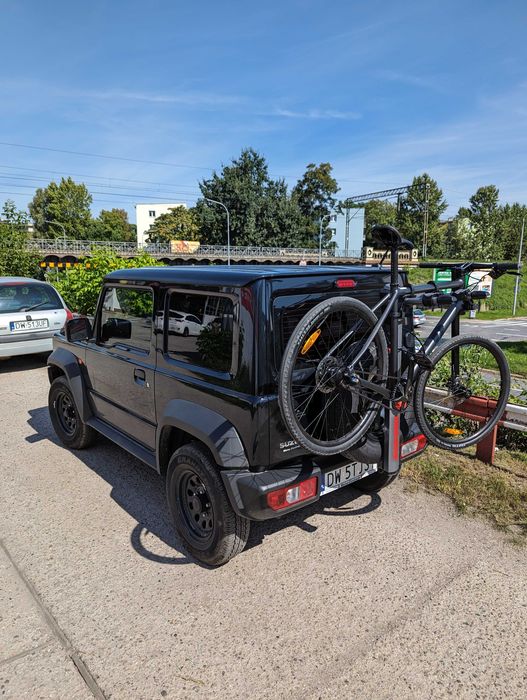 Yakima bagażnik rowerowy montowany na kole zapasowym swojego pojazdu.