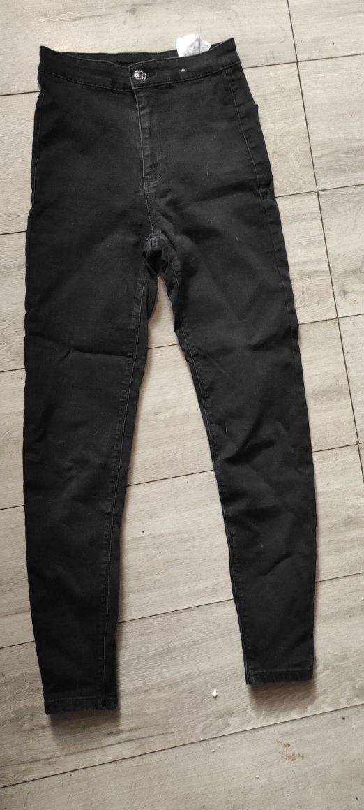 Spodnie jeans czarne