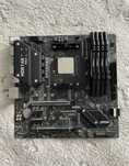 AMD Ryzen 7 5800X3D (AM4, 8 ядер / 16 потоків, 3D V-Cache)