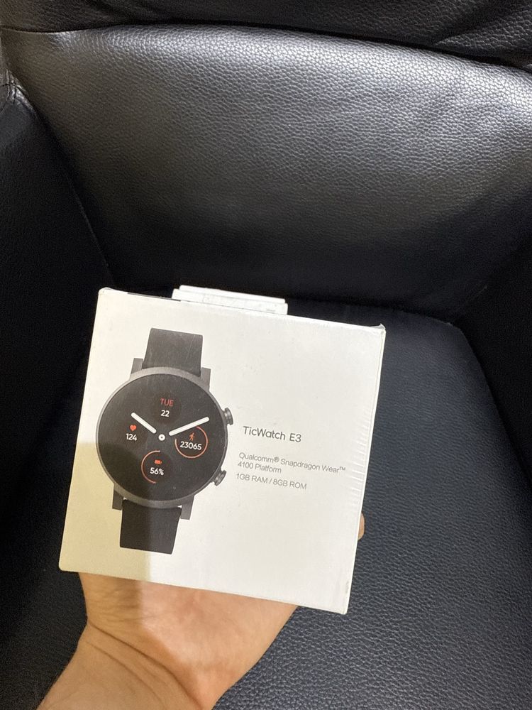 Смарт-годинник MOBVOI TicWatch E3 Panther Black