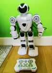 Robot interaktywny Robos z pilota chodzi strzela tańczy mówi