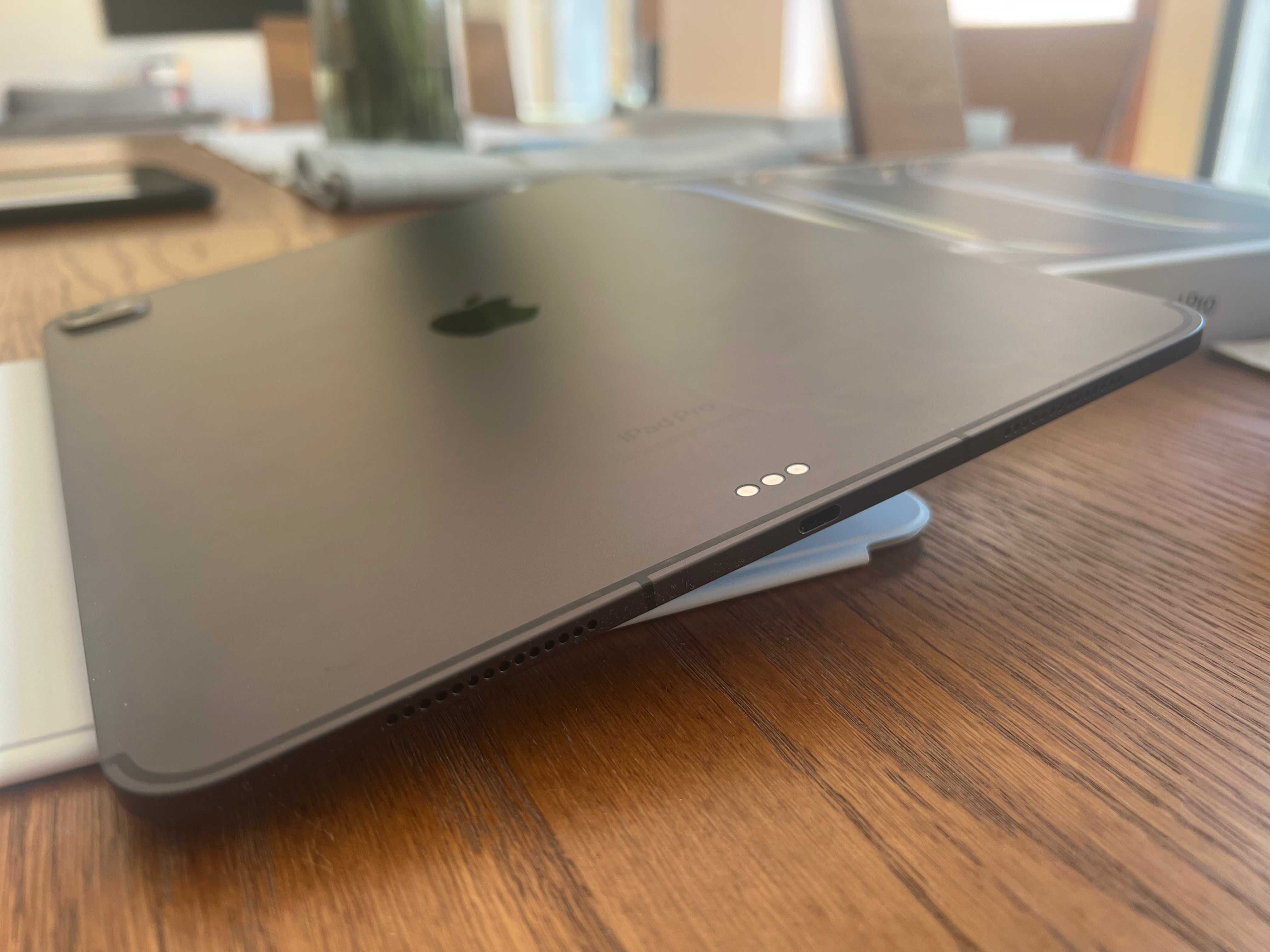 Apple iPad Pro 13" M4 2024 Model MVXY3HC/A Wi-Fi+ Cellular 2TB 5G 16GB