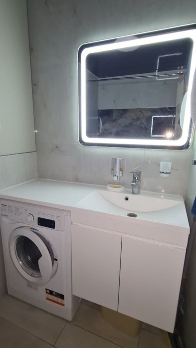 Чудові апартаменти біля стадіону Металіст . Новобудова.