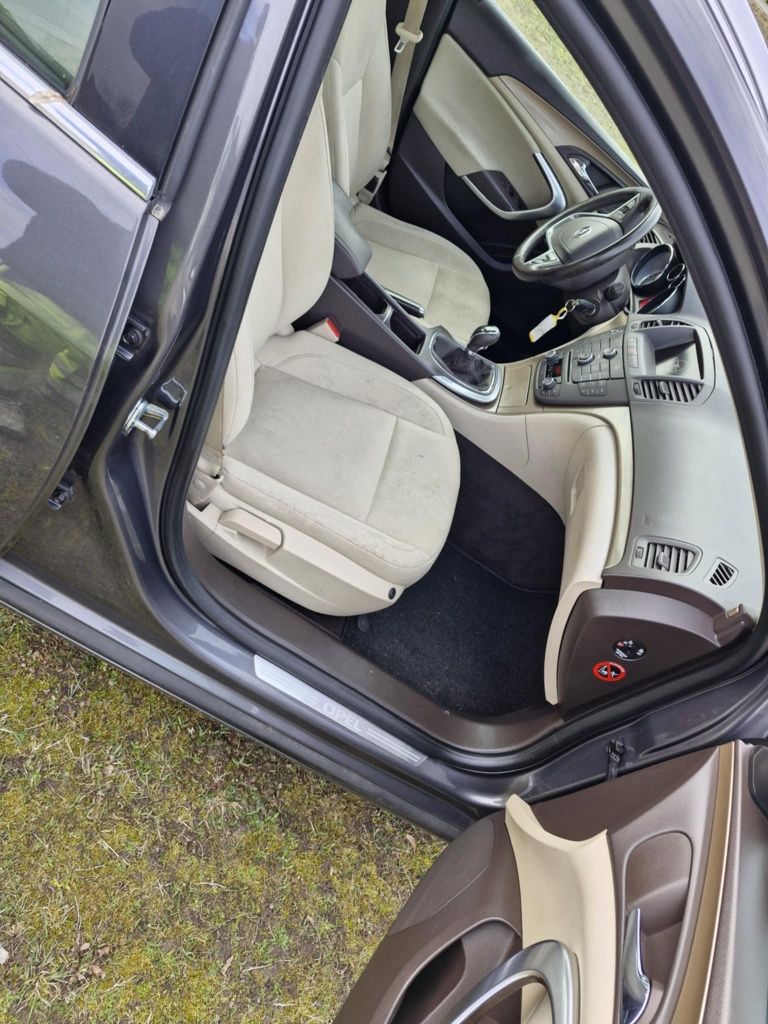 Opel Insignia 1.4 Turbo