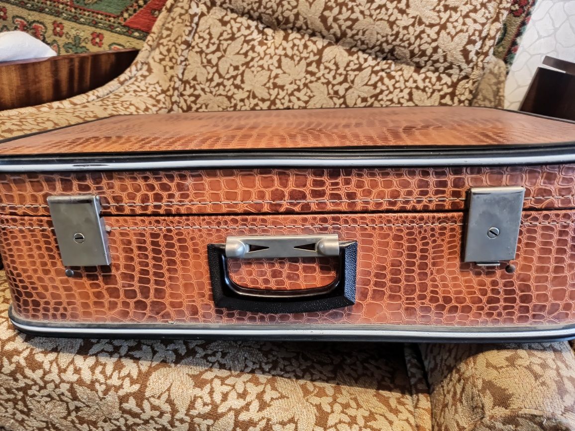 Большой советский чемодан