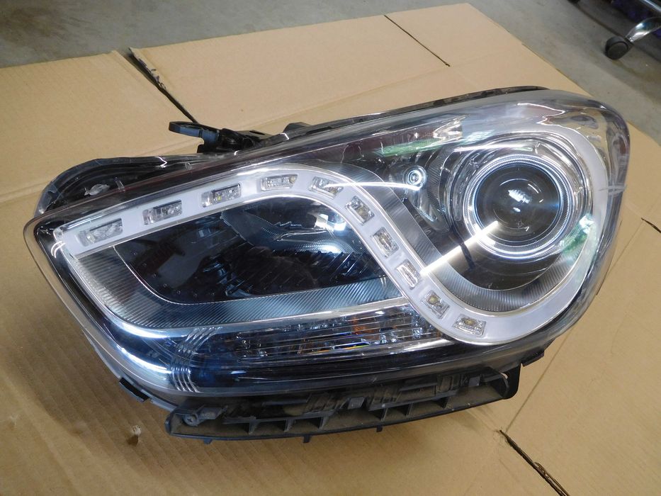 Hyundai I40 Lampa Lewa Zwykła Lampa Hyundai I40