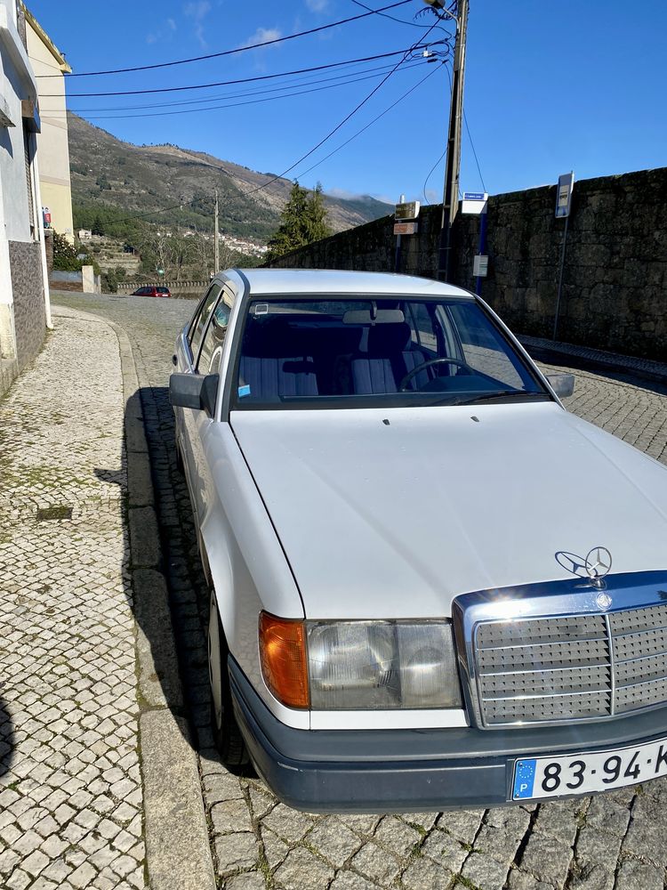 Mercede 200d 1985 com 178 Mil Km