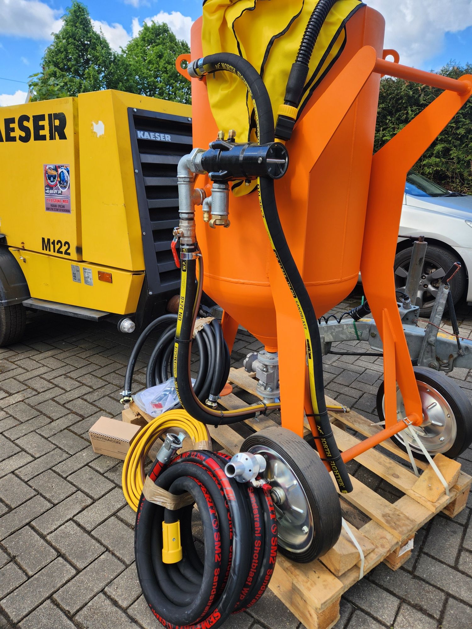 Zestaw Piaskarka +kompresor Kaeser M122 z dostawą i szkoleniem GRATIS