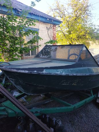 Продам лодку  Крым М