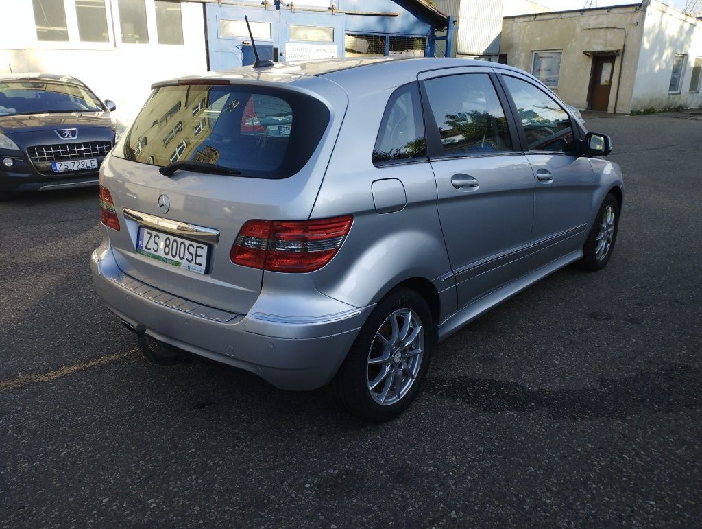 Mercedes  b  automat