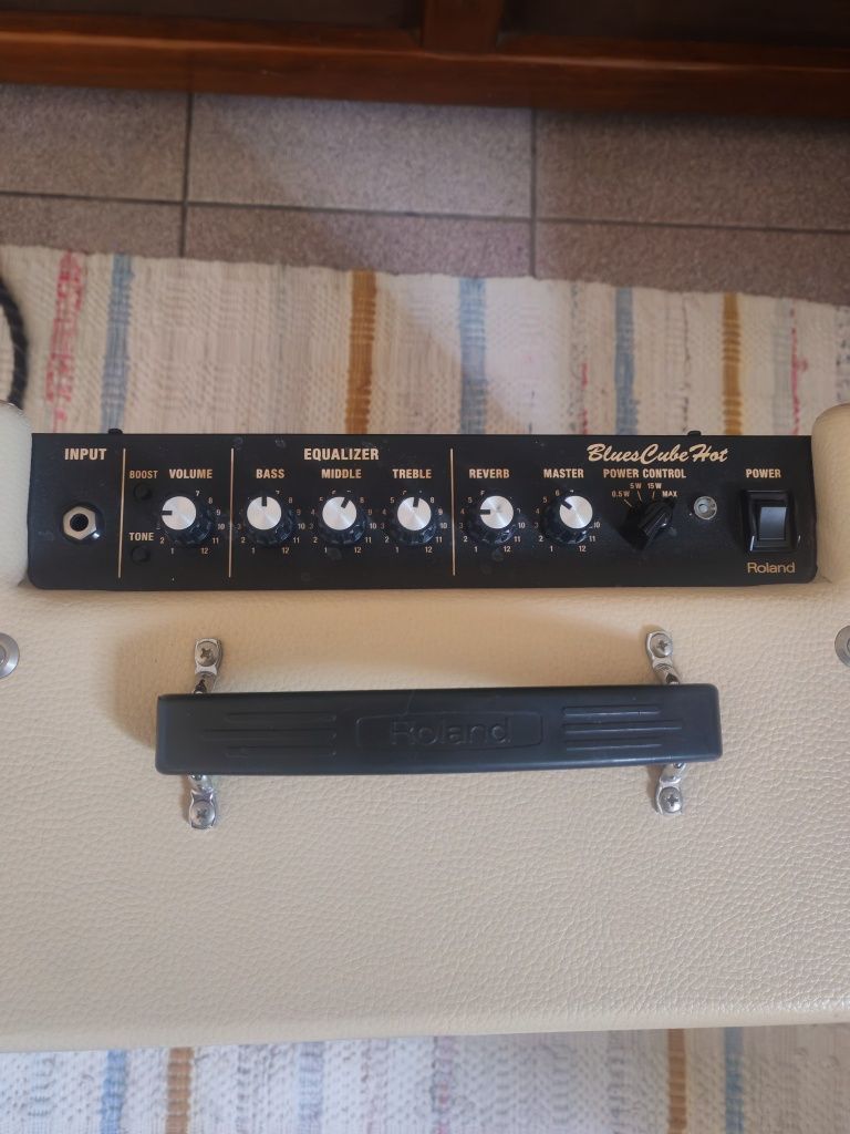 Roland Blues Cube Hot