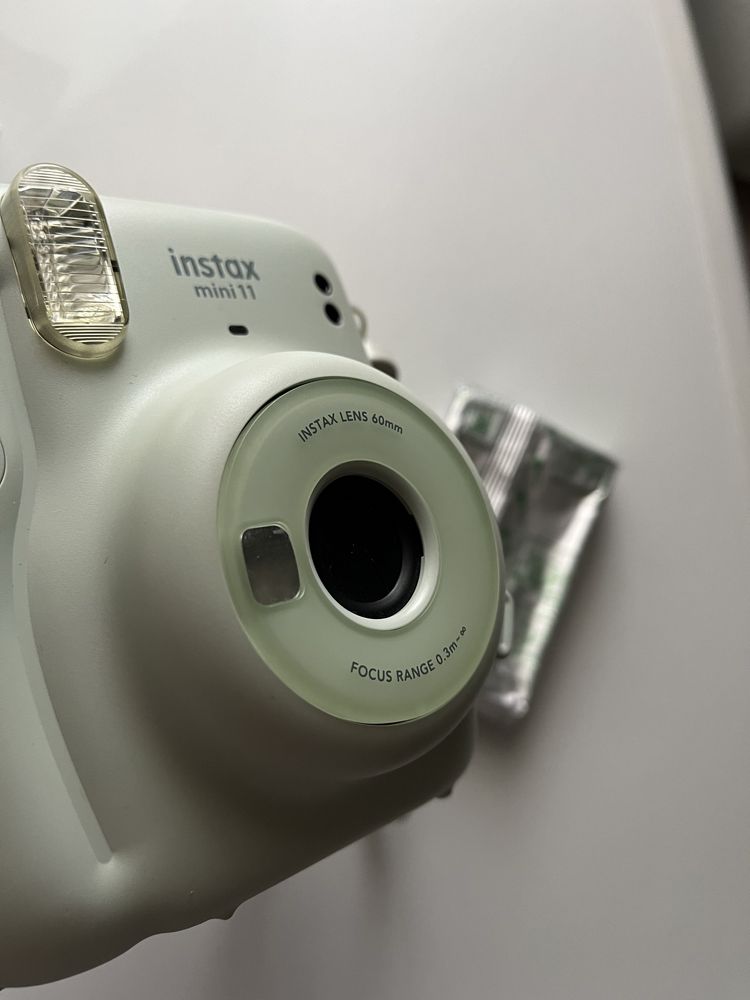 Instax mini 11 e recarga