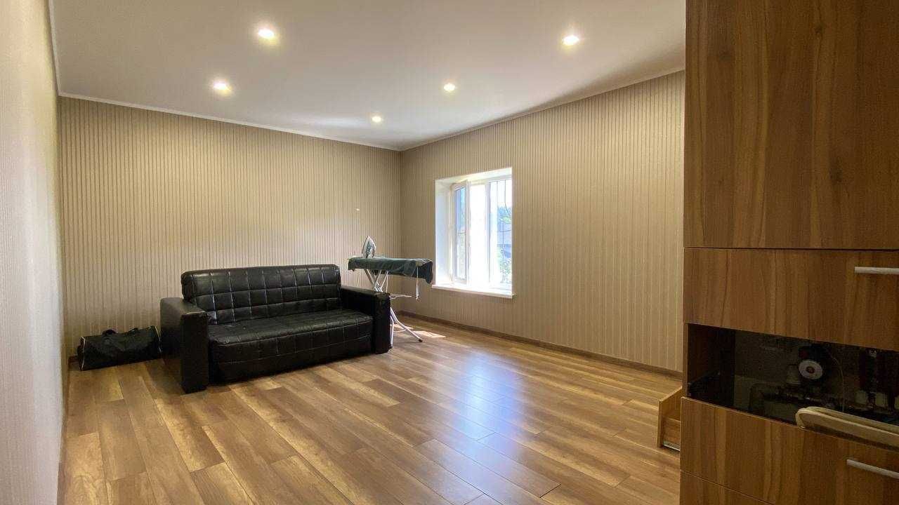 Продам будинок код №7363