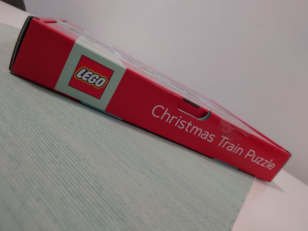 LEGO puzzle 100 Christmas Train, świąteczny pociąg