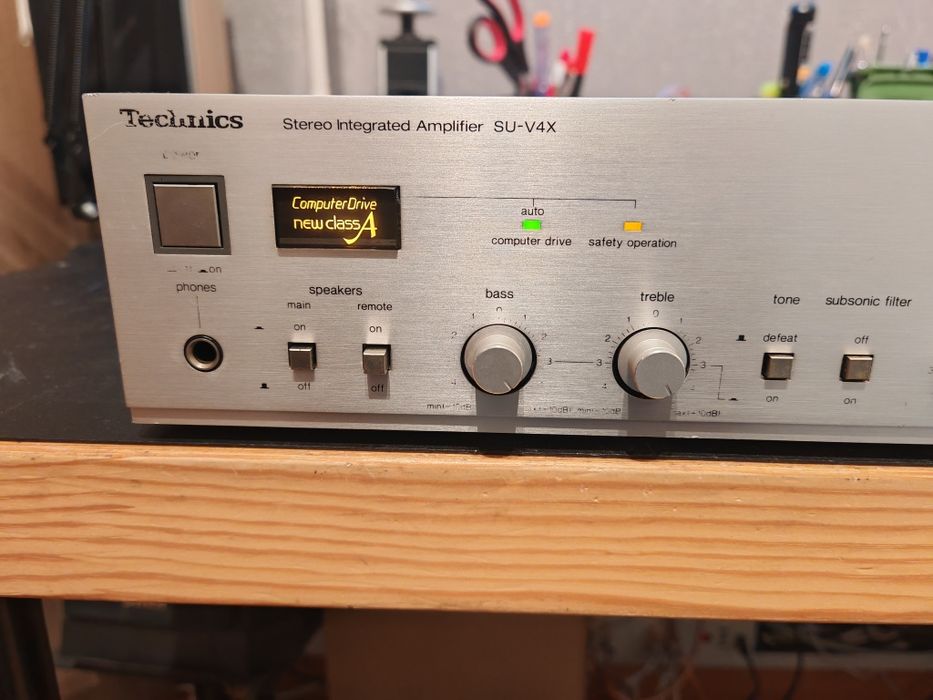 Techins Amplificador Integrated  SU-V4X