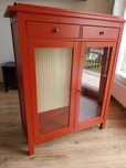 Hemnes czerwony kredens/bieliźniarka